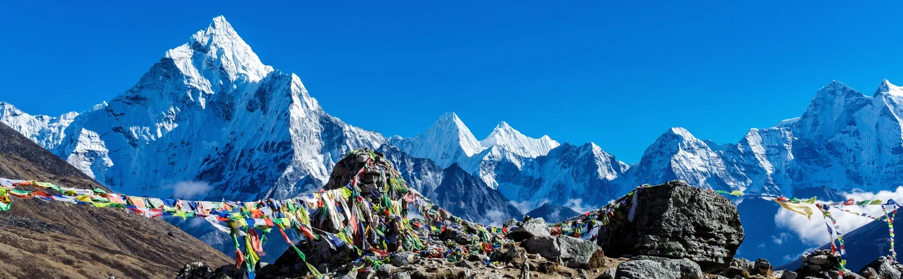Adventure Group People hiking in the Himalayas