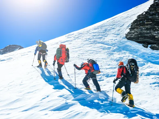 peak climbing in nepal